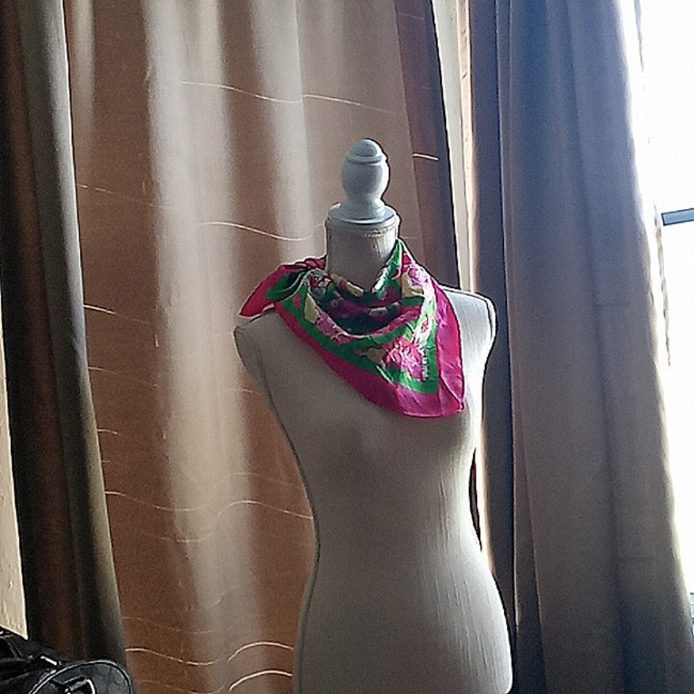 Lilly Pulitzer "JUBILEE "  scarf